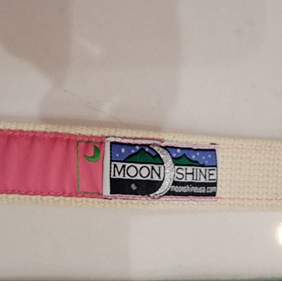 Moonshine L 43" 1.25" pink palm tree belt - Picture 4 of 5